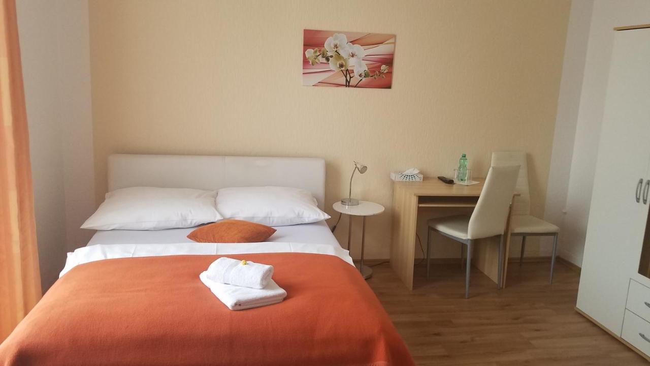 Hotel Monopol Гільден Екстер'єр фото