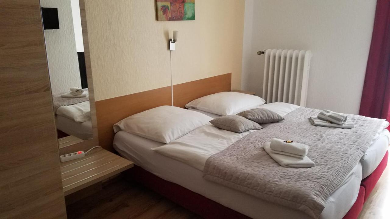 Hotel Monopol Гільден Екстер'єр фото